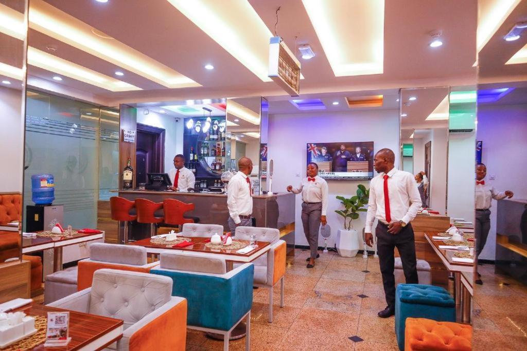 God'S Touch Apartments Remi Fani Kayode Gra. Ikeja Ngoại thất bức ảnh